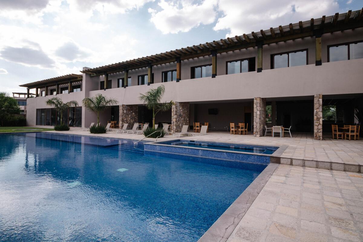 https://portalterreno.com/imagenes/terrenos/0311042953_terrenos_en_venta_en_club_de_golf_ventanas_de_san_miguel_small_9.jpg