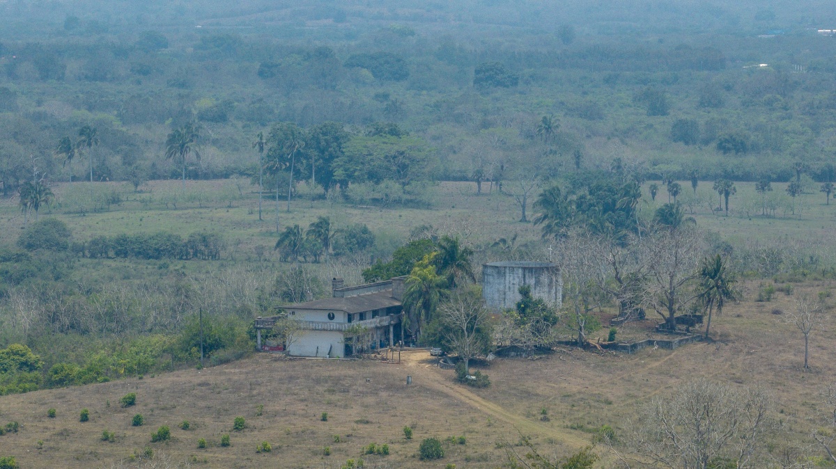 https://portalterreno.com/imagenes/terrenos/1005034559_vista_aerea_casa.jpg