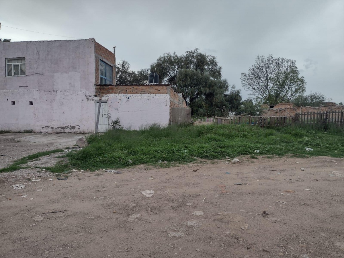 https://portalterreno.com/imagenes/terrenos/1007105246_1.jpeg