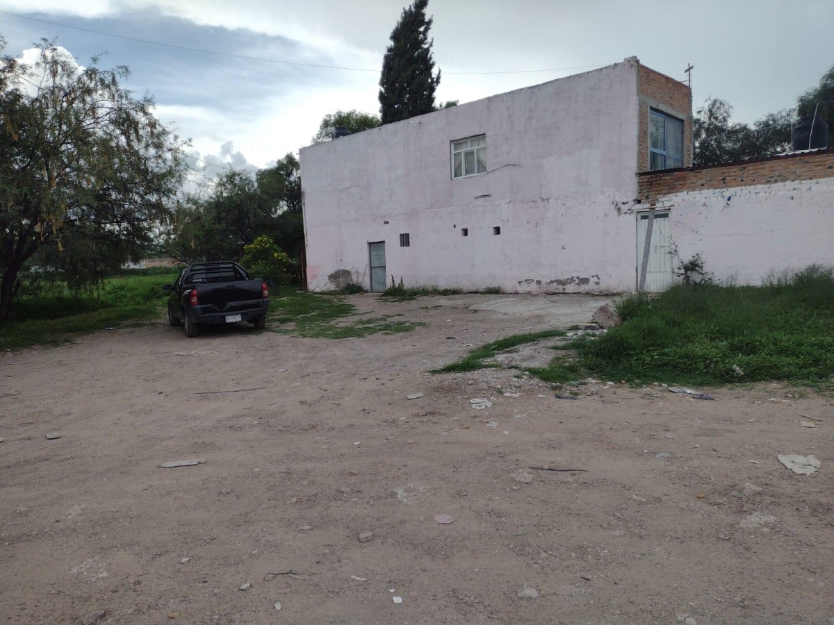 https://portalterreno.com/imagenes/terrenos/1007105247_6.jpeg