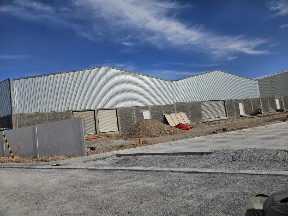 https://portalterreno.com/imagenes/terrenos/1405011751_3_bodegas_2.jpg