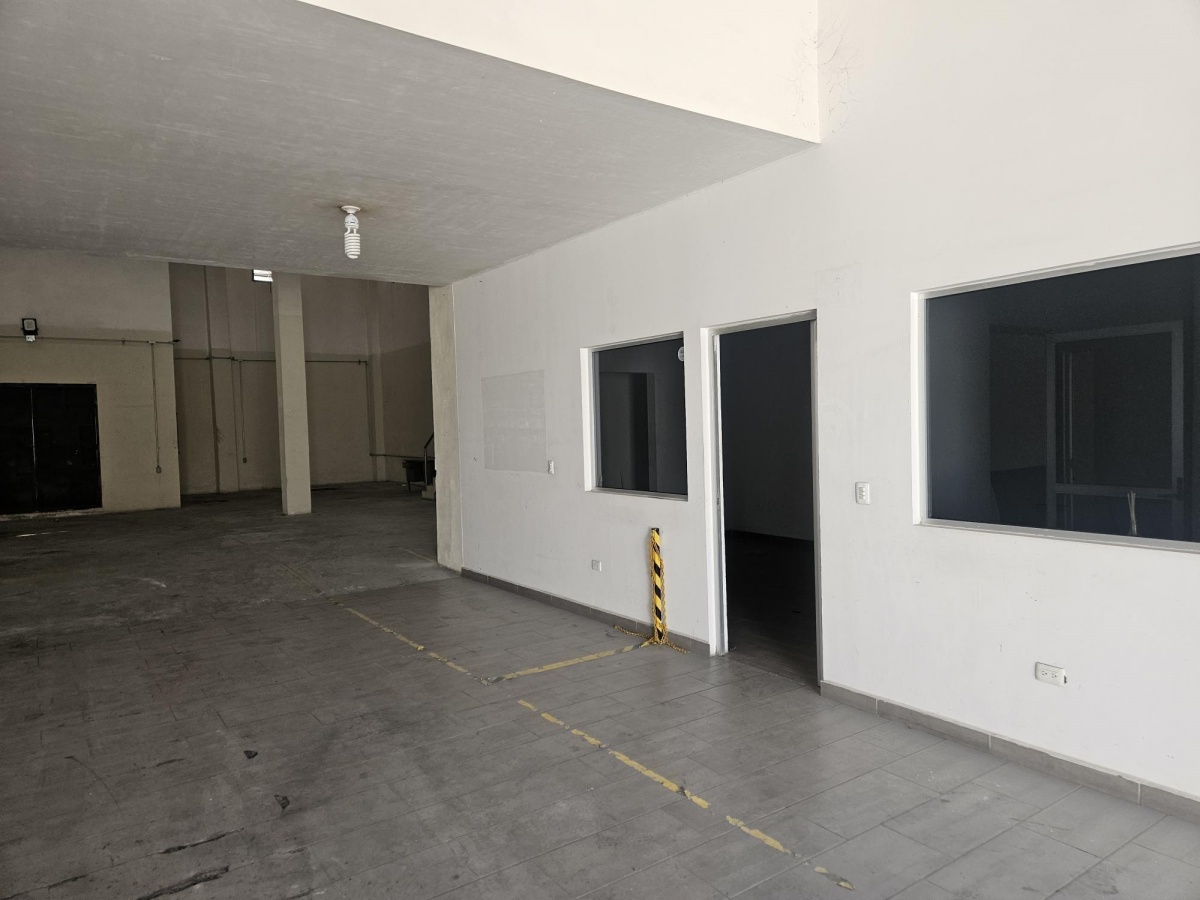 https://portalterreno.com/imagenes/terrenos/1405014436_bodega_erick_10.jpg