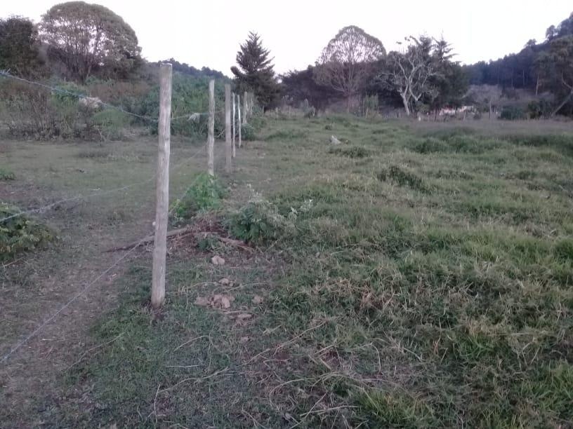https://portalterreno.com/imagenes/terrenos/2107063320_fb3_completamente_bardeado.jpg